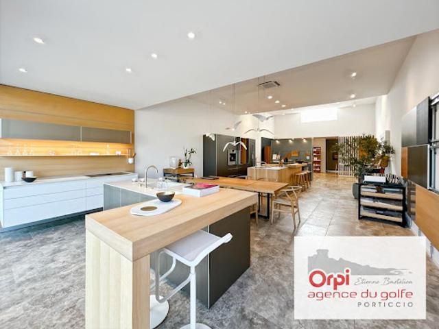 Vente Fond de commerce 93 m2 Porticcio