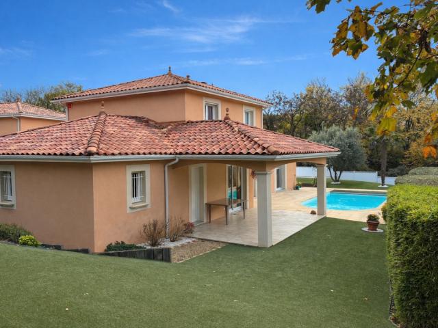 VENTE, FRANCHEVILLE LE HAUT, MAISON 165 M2, 4 CHAMBRES, TERRAIN 900 M2, PISCINE