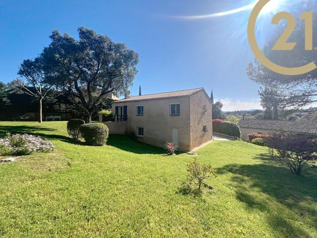 VENTE FREJUS VIEILLE BERGERIE Villa de 111.38m2 avec garage