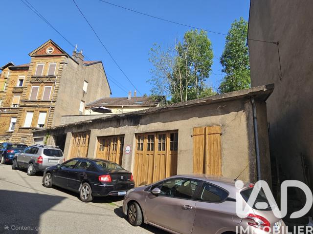 Vente garage 100 m²