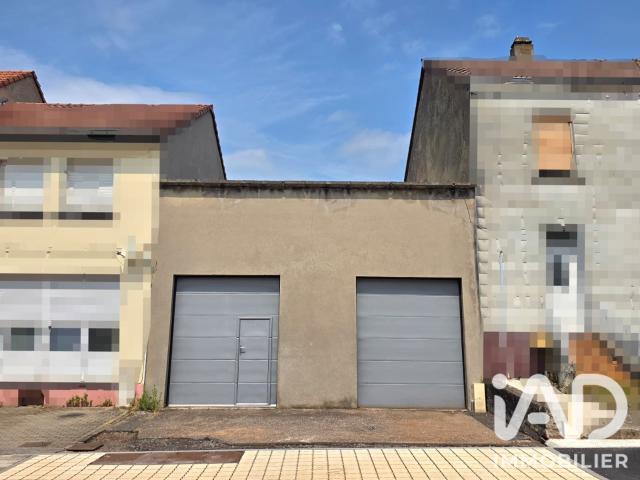 Vente garage 110 m²