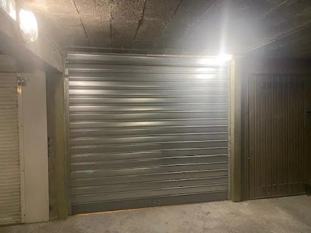 Vente Garage 11.77 m2 Antibes
