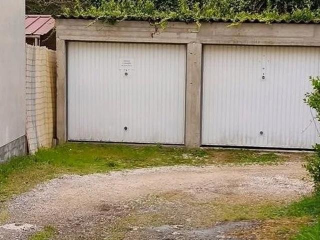 Vente Garage 12 m²