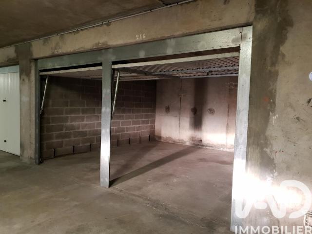 Vente garage 13 m²