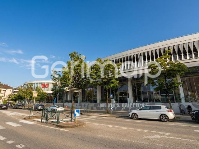 Vente Garage 19 m² 79 000 € ANNECY 24 avdu Parmelan