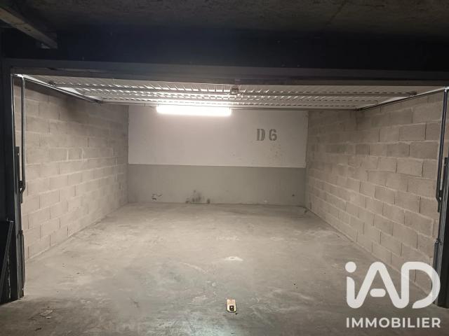 Vente Garage 23 m²