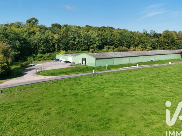 Vente Garage 7 000 m²