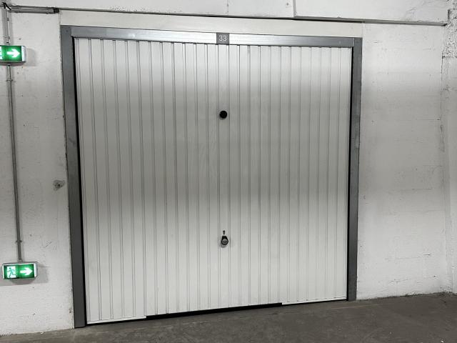 Vente garage 42 m²