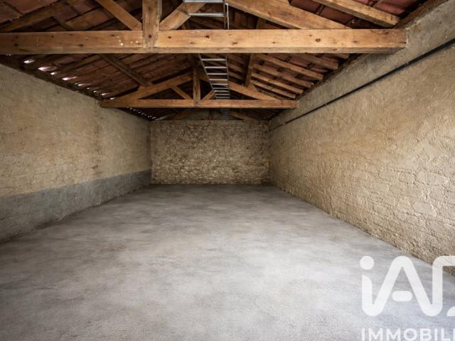 Vente garage 47 m²