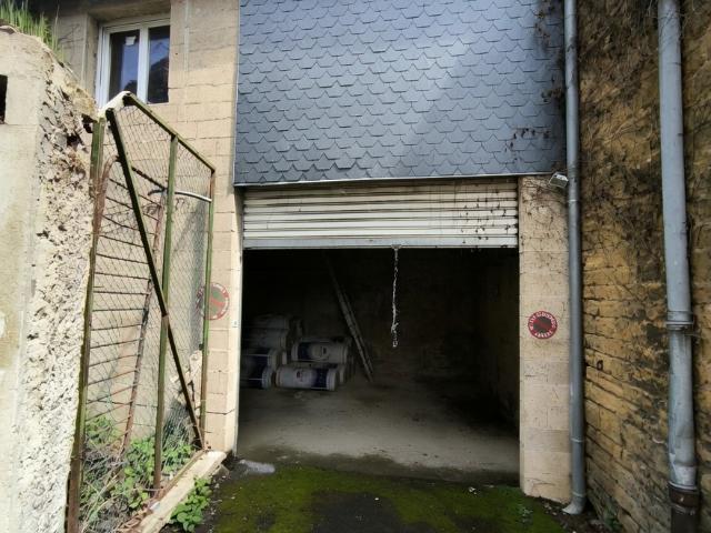 Vente garage 75 m²