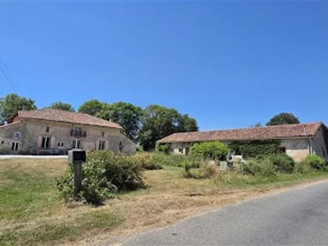 Vente Gite 15 pièces Alloue