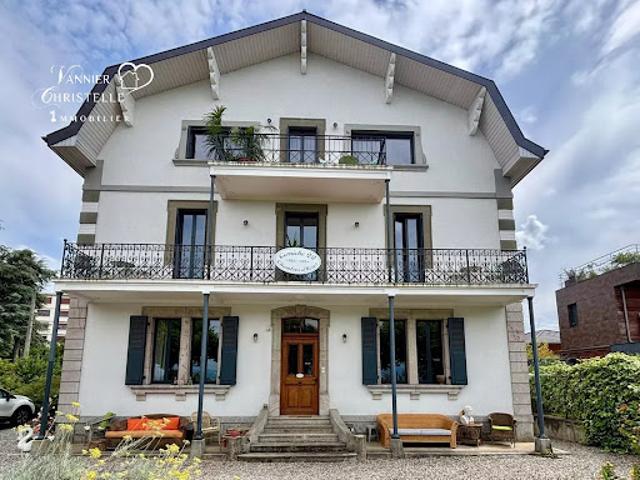 Vente Gite 17 pièces 408.61 m2 Thonon les Bains