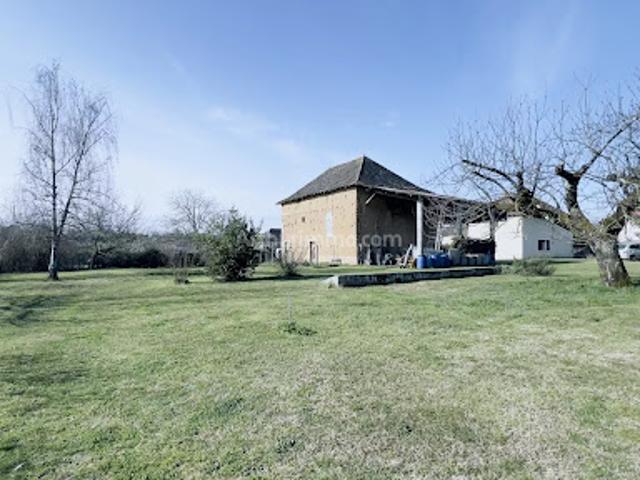 Vente Grange 1 pièce 124 m2 Les Avenières