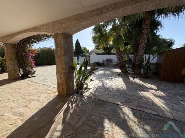 VENTE GRANDE VILLA INDIVIDUELLE PROCHE CENTRE