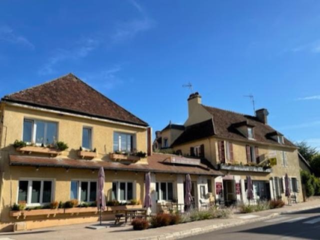 Vente Hôtel 27 pièces 996 m2 Pontaubert