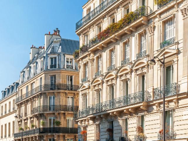 Vente Hôtel 35 pièces 2000 m2 Tours