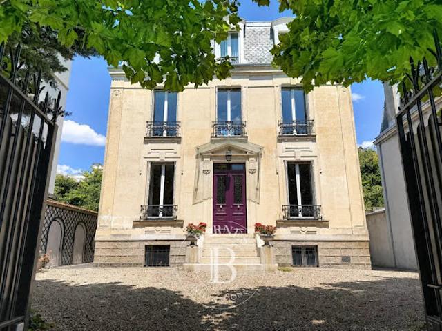 Vente Hôtel particulier 9 pièces 205 m2 Vincennes