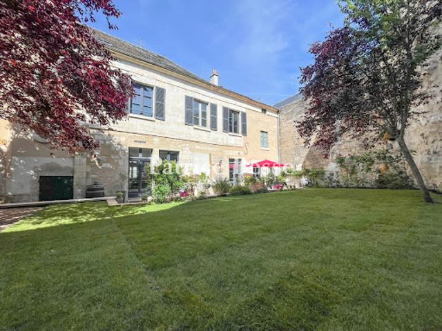 Vente Hôtel particulier 10 pièces 359 m2 Senlis