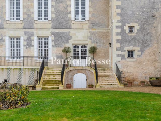 Vente Hôtel particulier 16 pièces 405 m2 Saumur