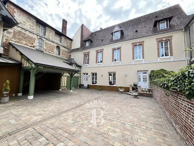 Vente Hôtel particulier 364 m2 Bernay