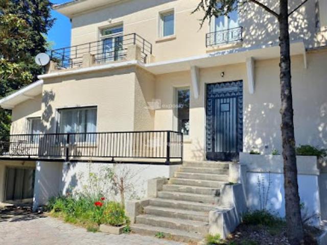 Vente Immeuble 461 m2 Bron