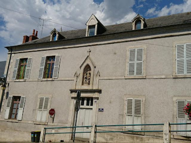 Vente Immeuble 479 m2 Châteauneuf sur Cher