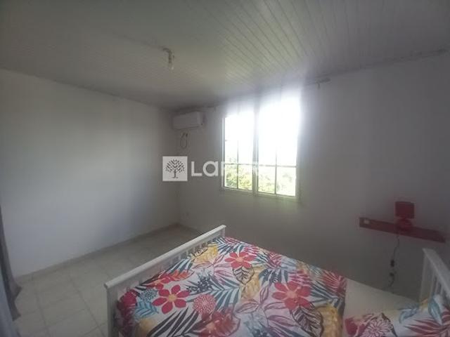 Vente Immeuble 4 pièces 76.409 m2 Ducos
