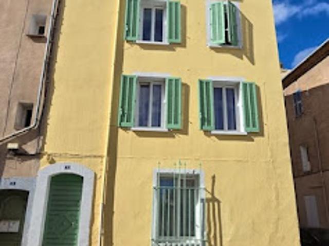 Vente Immeuble 4 pièces 118 m2 Cuers