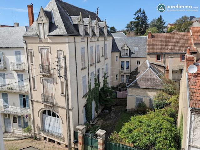 Vente Immeuble 590 m2 Néris les Bains