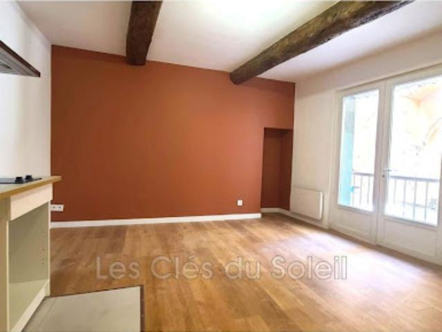Vente Immeuble 5 pièces 112 m2 Cuers
