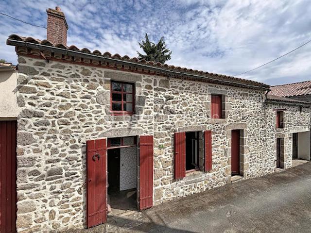 Vente Immeuble 5 pièces 133 m2 Bressuire