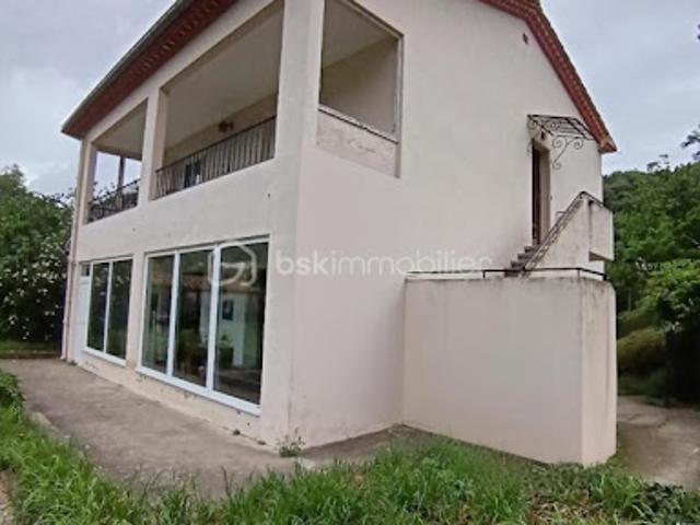 Vente Immeuble 5 pièces 146.59 m2 Reynès