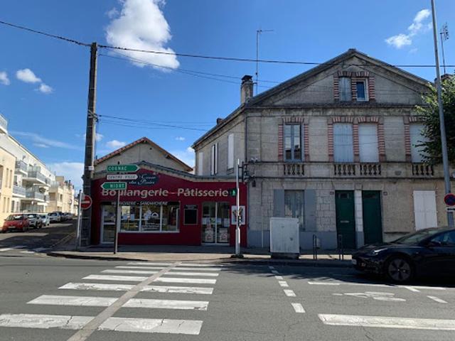 Vente Immeuble 5 pièces 184 m2 Saintes