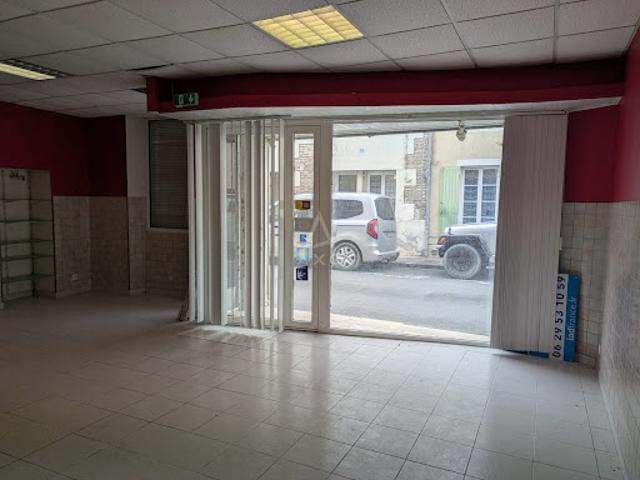 Vente Immeuble 5 pièces 200 m2 Matha