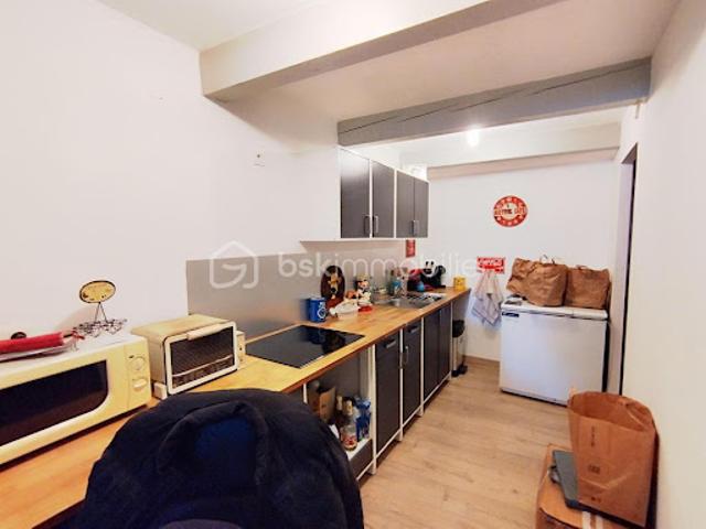 Vente Immeuble 6 pièces 100 m2 Bélarga