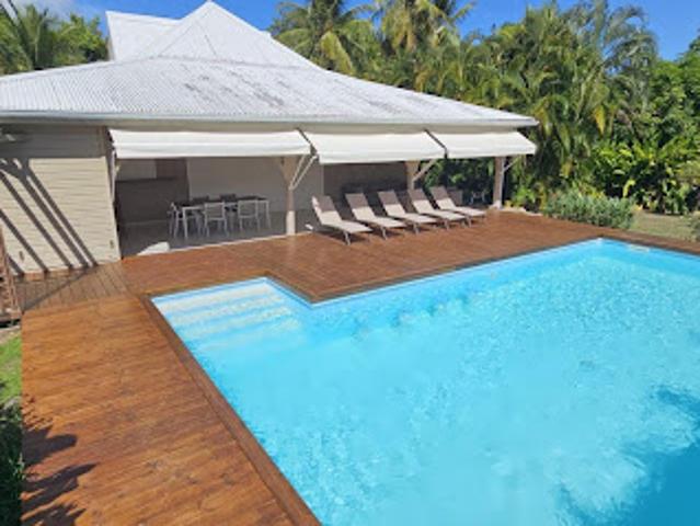 Vente Immeuble 6 pièces 132 m2 Saint François