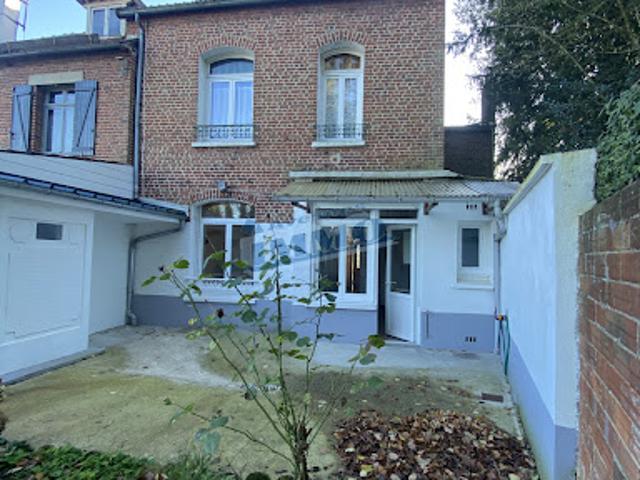 Vente Immeuble 6 pièces 112 m2 Saint Pol sur Ternoise