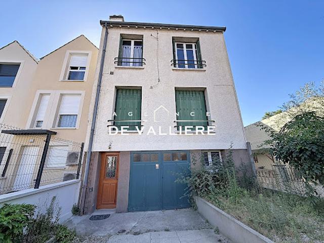 Vente Immeuble 6 pièces 125 m2 Nanterre