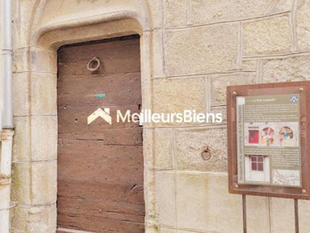 Vente Immeuble 6 pièces 140 m2 Laroquebrou