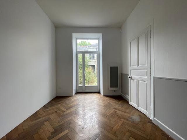 Vente Immeuble 6 pièces 150 m2 Angers
