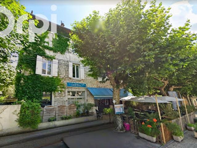 Vente Immeuble 6 pièces 200 m2 Ruoms