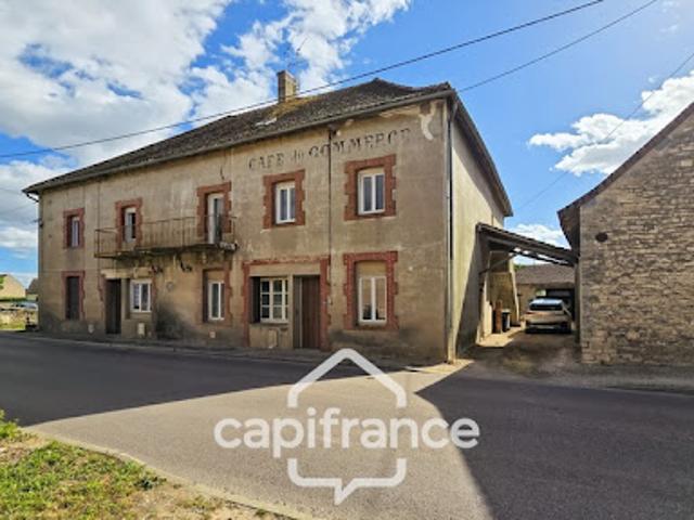 Vente Immeuble 6 pièces 219 m2 Epervans