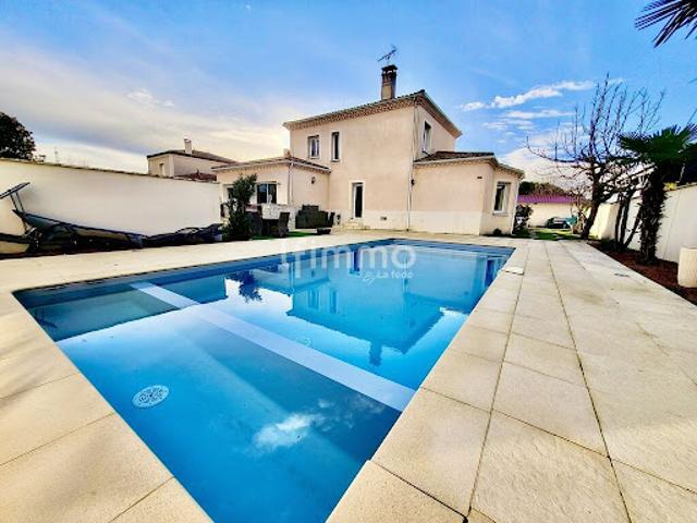 Vente Immeuble 7 pièces 175 m2 Eysines