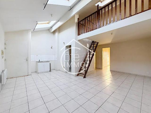 Vente Immeuble 7 pièces 178 m2 Sainte Foy la Grande