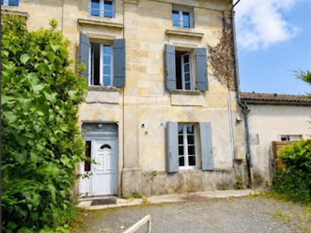 Vente Immeuble 7 pièces 200 m2 Saint Seurin sur l'Isle