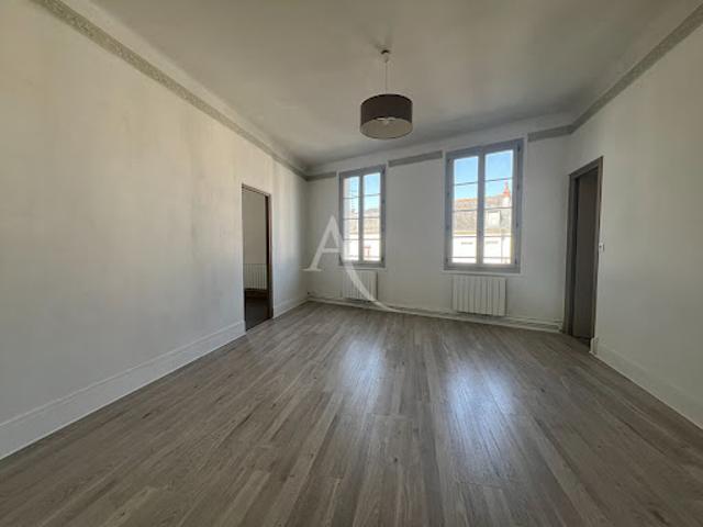 Vente Immeuble 7 pièces 217.89 m2 Montrichard