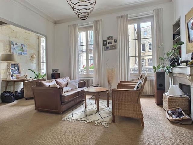 Vente Immeuble 7 pièces 238 m2 Bordeaux
