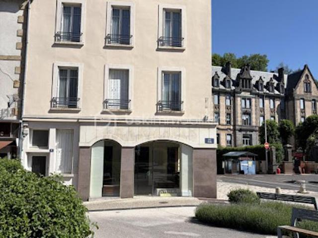 Vente Immeuble 8 pièces 155.73 m2 La Bourboule
