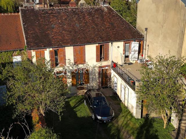 Vente Immeuble 8 pièces 180 m2 Villeneuve sur Yonne
