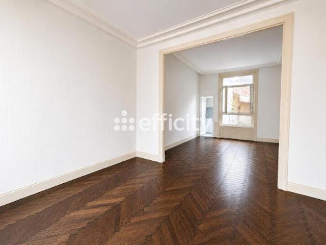 Vente Immeuble 8 pièces 191 m2 Lille